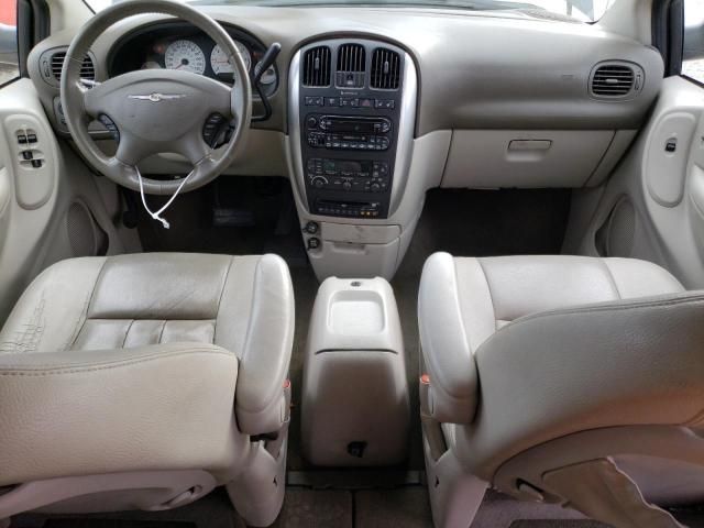 2006 Chrysler Town & Country Touring