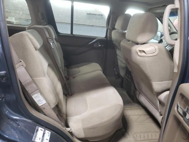 2006 Nissan Pathfinder LE