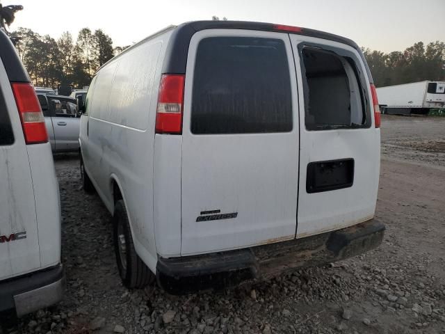 2016 Chevrolet Express G2500