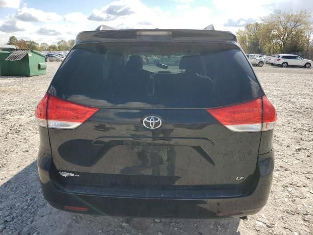 2011 Toyota Sienna LE