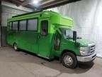 2016 Ford Econoline E450 Super Duty Cutaway Van