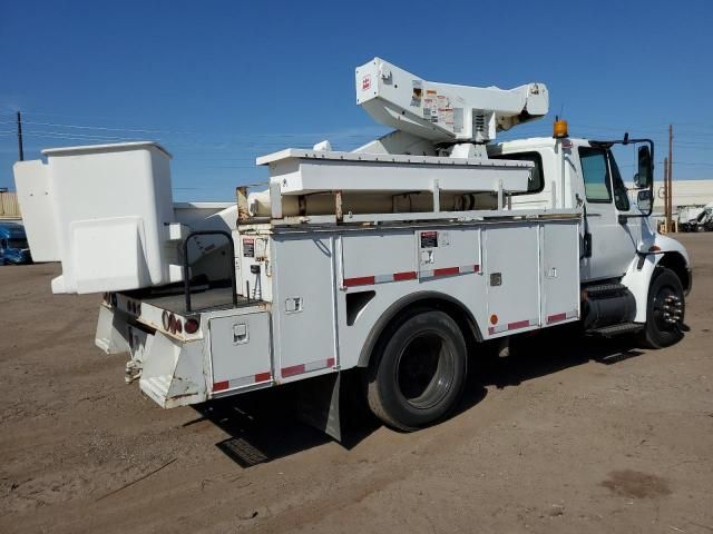 2003 International 4000 4300