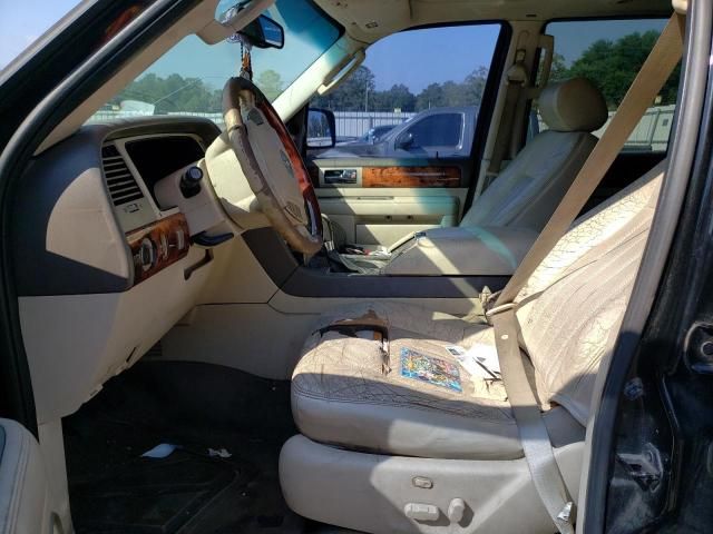 2004 Lincoln Navigator