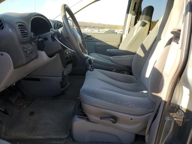 2005 Dodge Grand Caravan SE