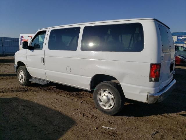 2014 Ford Econoline E350 Super Duty Wagon