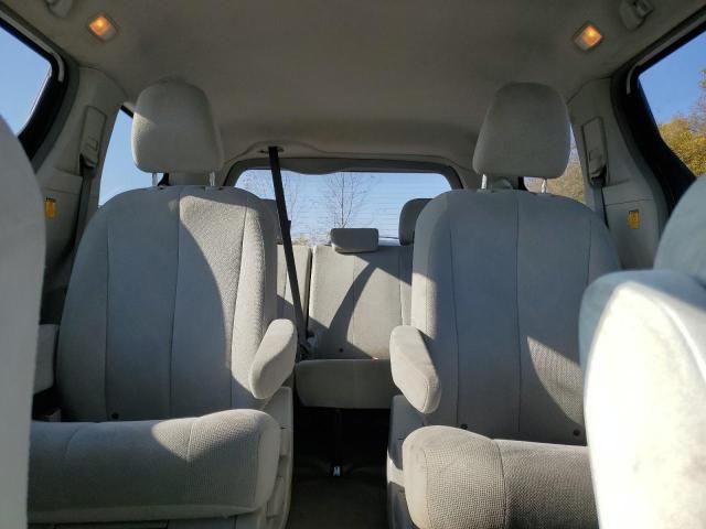 2011 Toyota Sienna