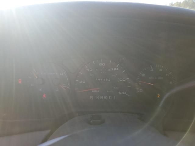 2002 Ford Taurus SE