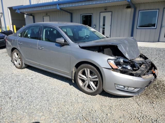 2013 Volkswagen Passat SEL