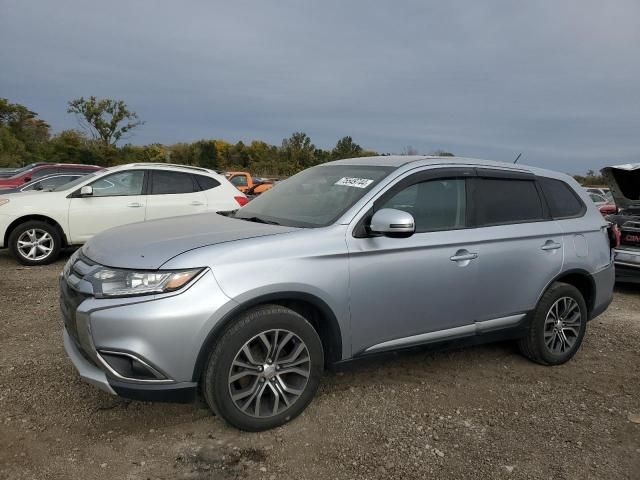 2016 Mitsubishi Outlander SE