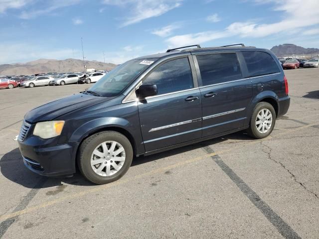 2014 Chrysler Town & Country Touring