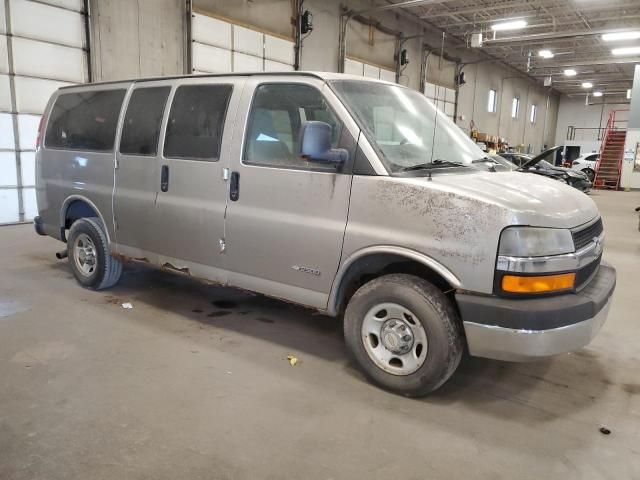 2003 Chevrolet Express G2500