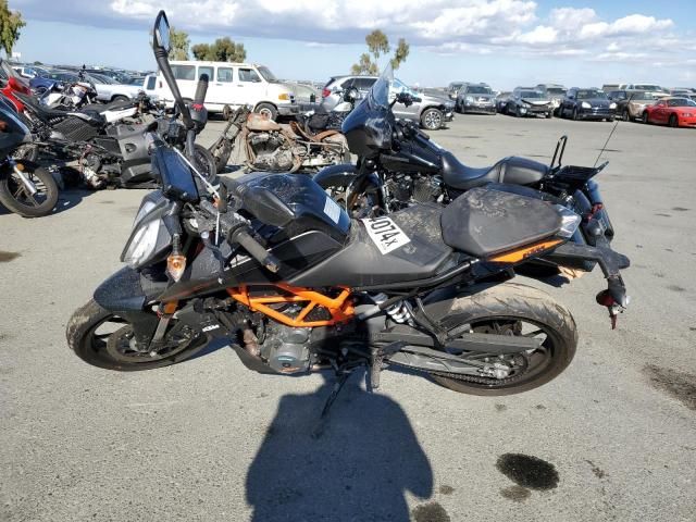 2023 KTM 390 Duke