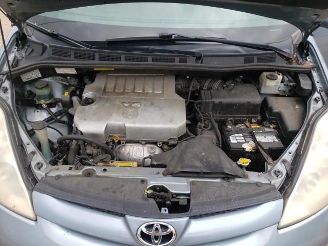 2010 Toyota Sienna XLE