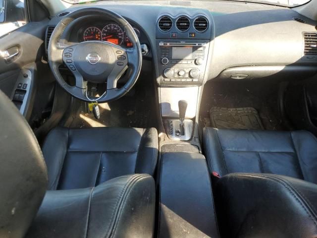 2010 Nissan Altima Base