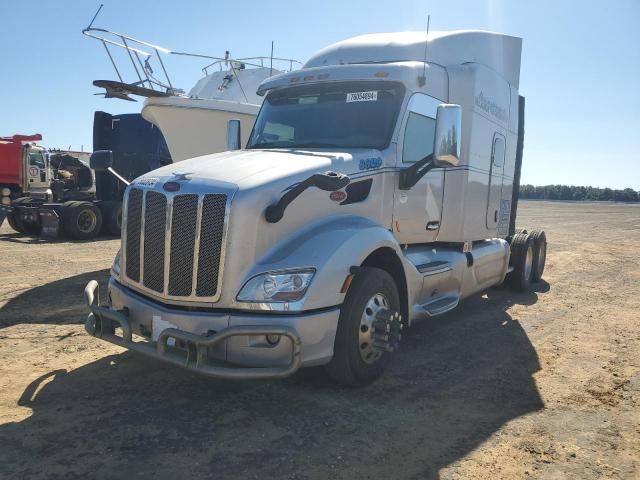 2016 Peterbilt 579