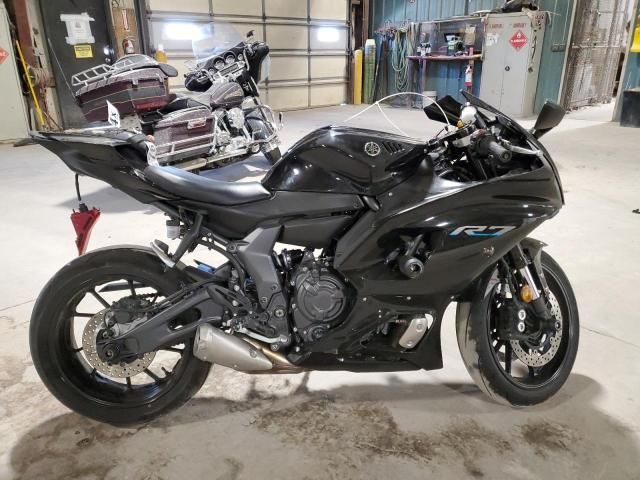 2023 Yamaha YZFR7