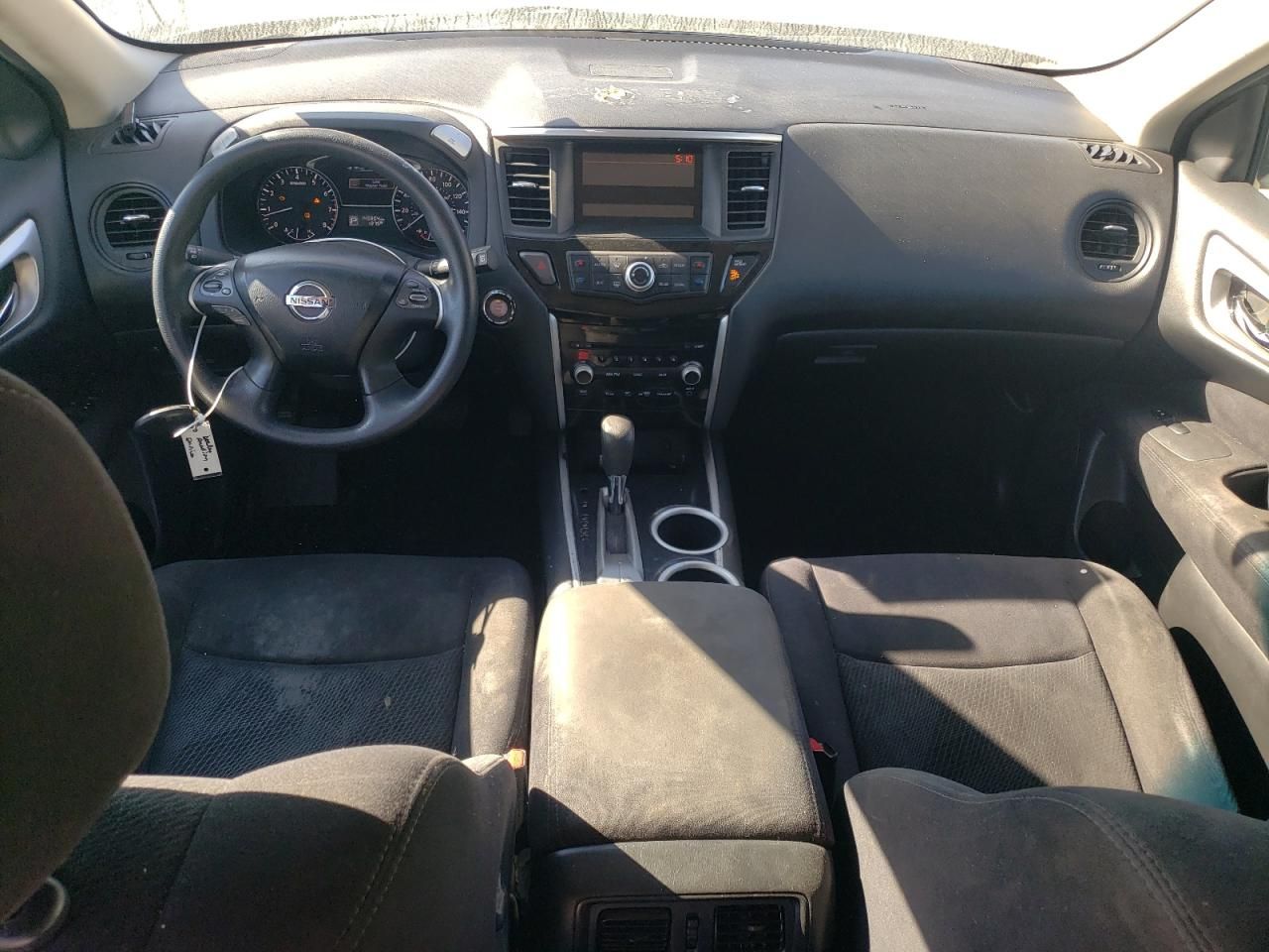 2013 Nissan Pathfinder s