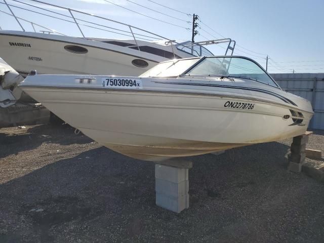 2000 Sea Ray Boat