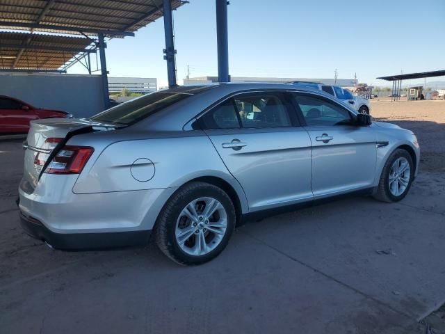 2016 Ford Taurus SE