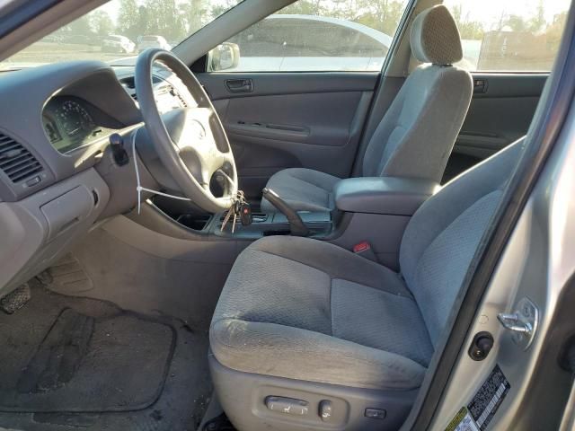 2004 Toyota Camry LE