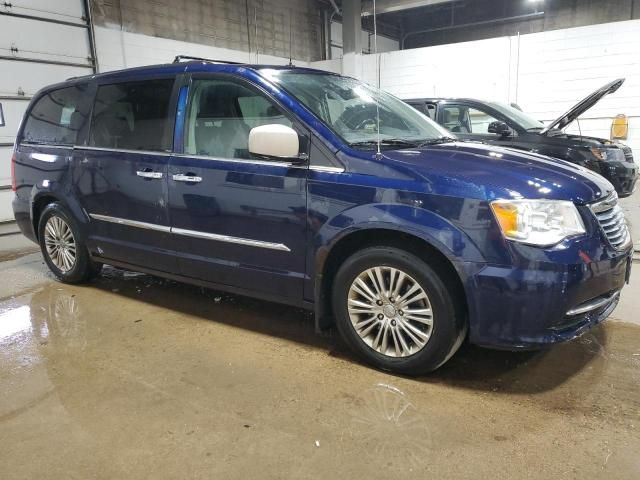 2013 Chrysler Town & Country Touring L