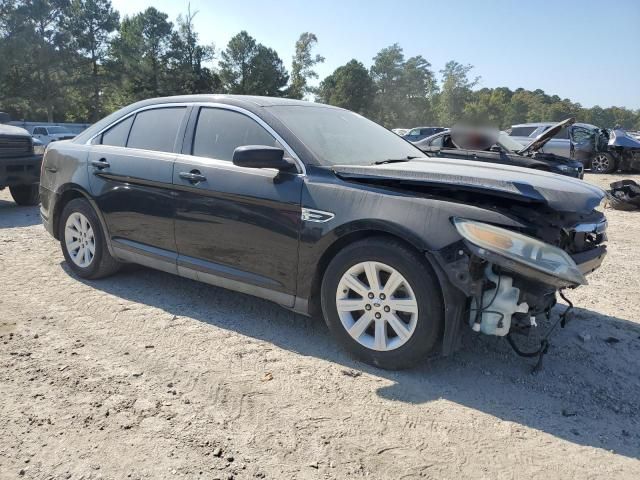 2011 Ford Taurus SE