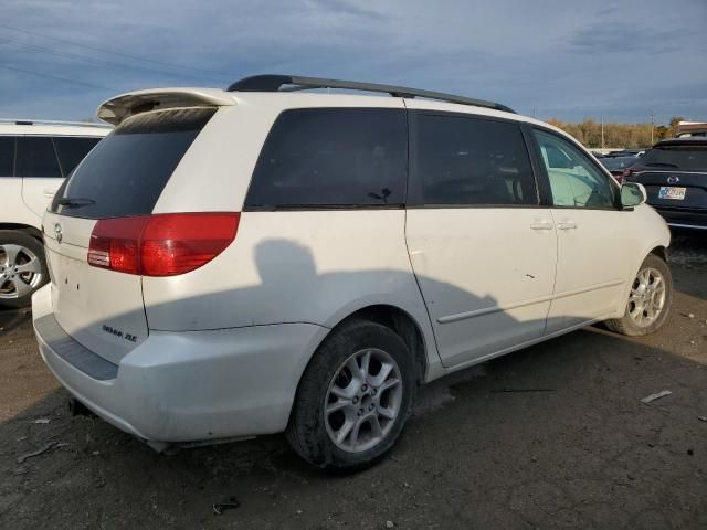 2005 Toyota Sienna XLE