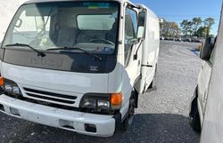 Isuzu NPR Vehiculos salvage en venta: 2004 Isuzu NPR