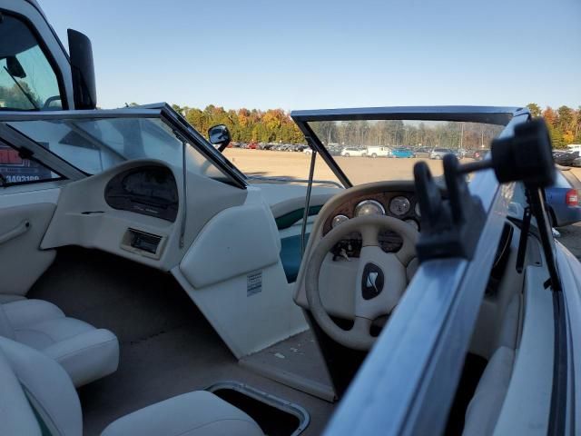 2001 Stingray Boat