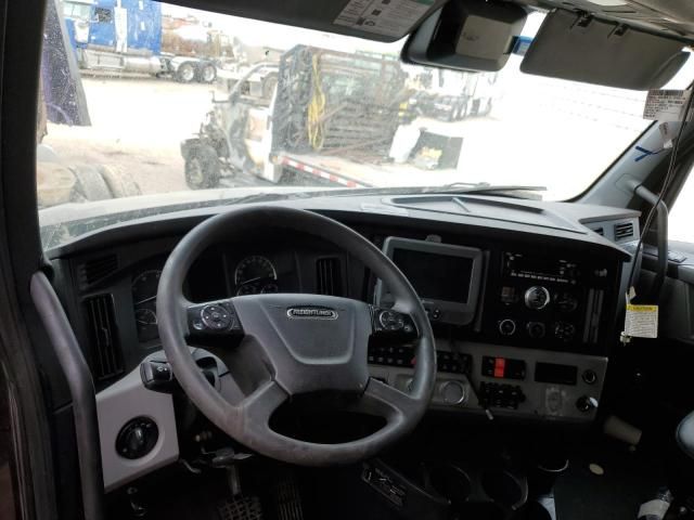 2022 Freightliner Cascadia 126