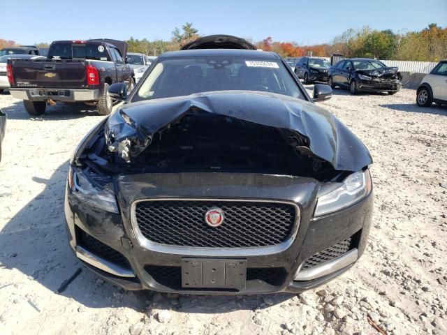 2016 Jaguar XF Prestige