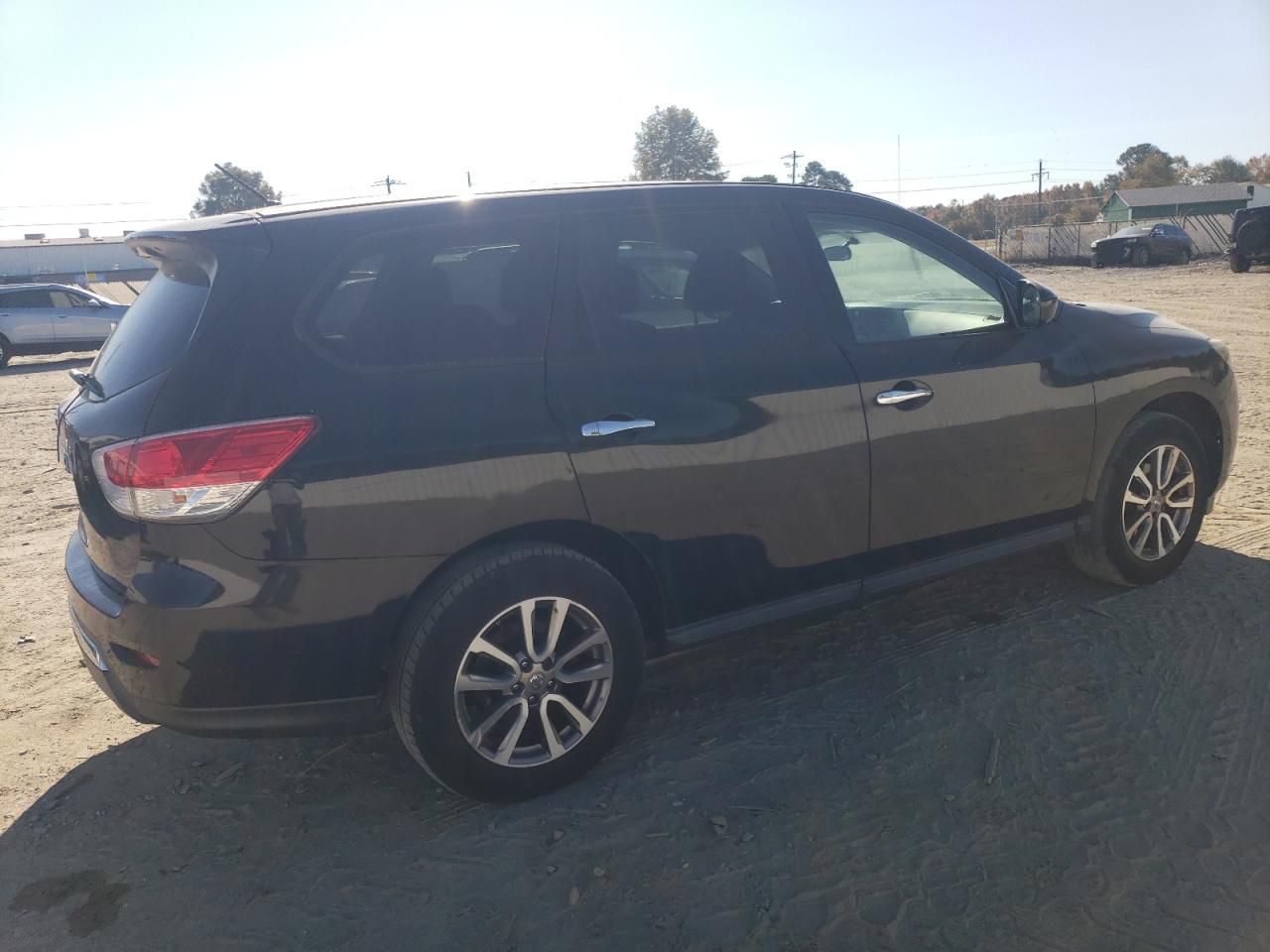 2013 Nissan Pathfinder s