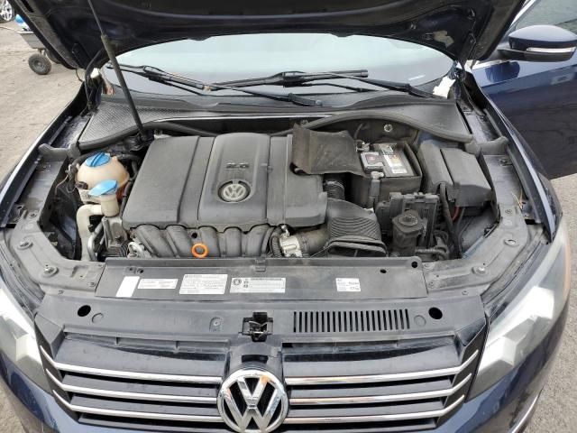 2013 Volkswagen Passat SE