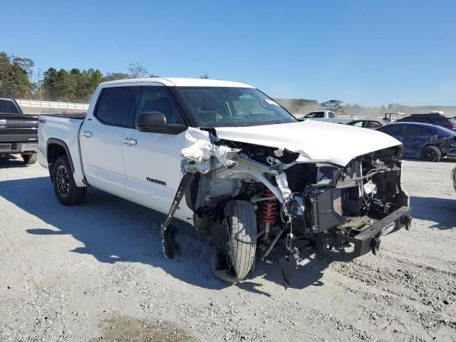 2023 Toyota Tundra Crewmax SR