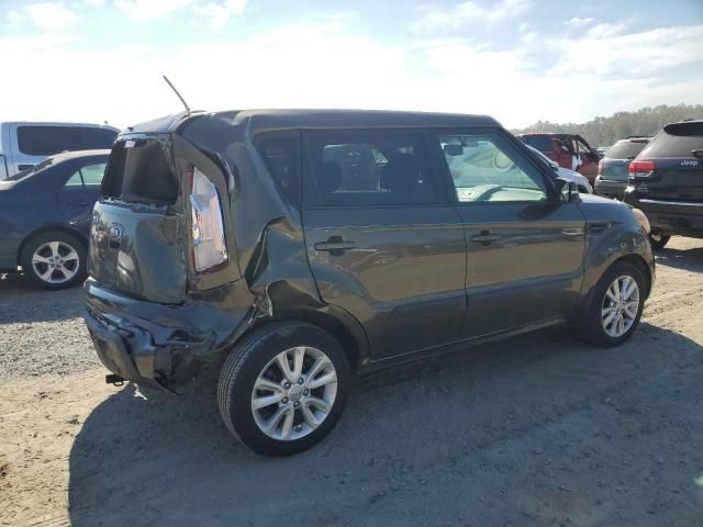 2013 KIA Soul +