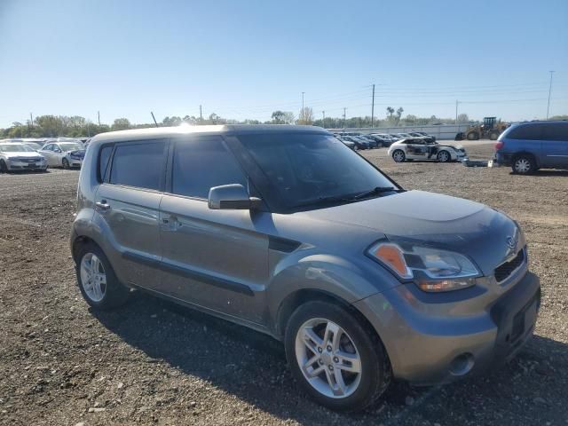 2011 KIA Soul +