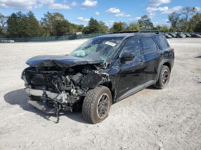 2023 Nissan Pathfinder SV