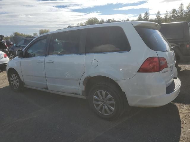 2012 Volkswagen Routan SE