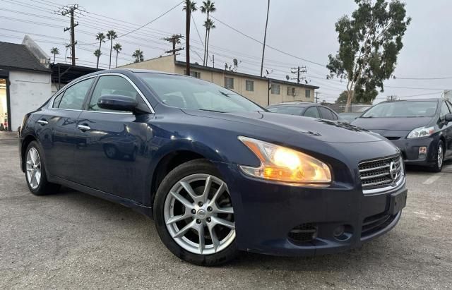 2010 Nissan Maxima S