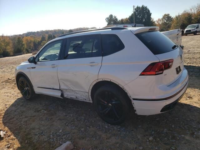 2023 Volkswagen Tiguan SE R-LINE Black