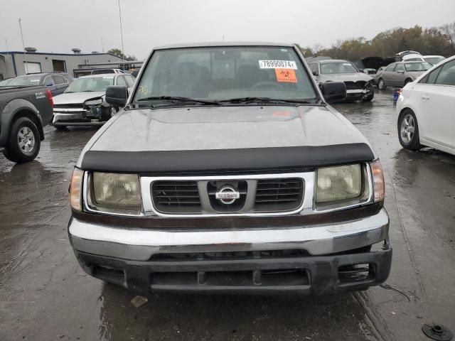 2000 Nissan Frontier Crew Cab XE