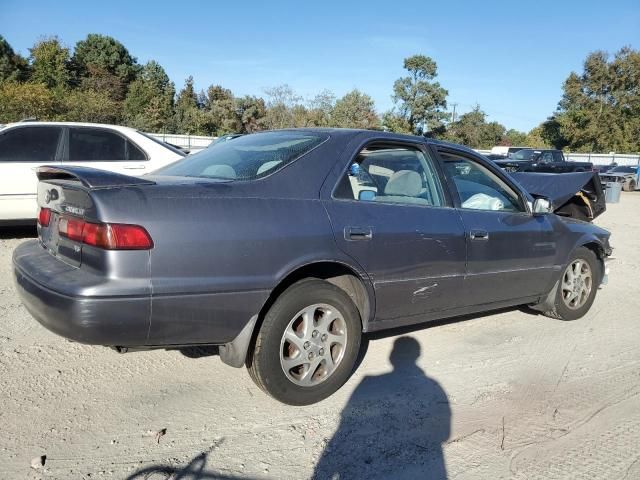 1999 Toyota Camry LE