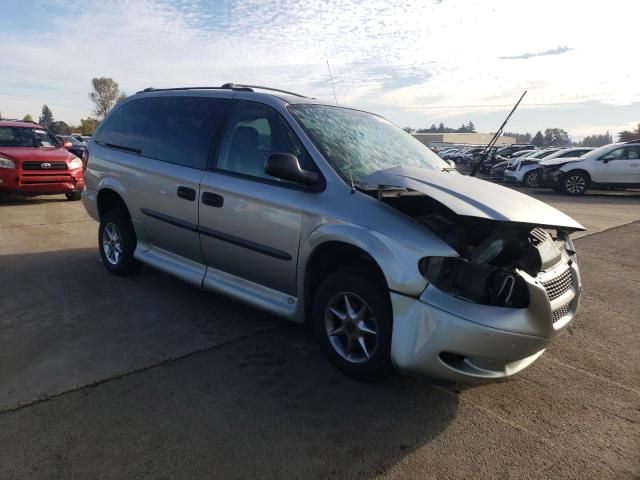 2004 Dodge Grand Caravan SE