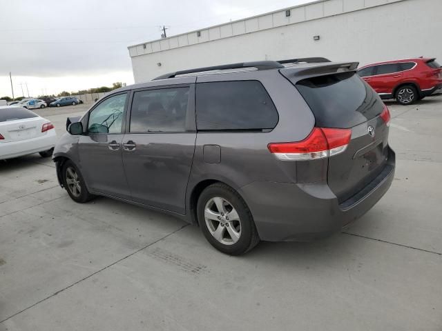 2014 Toyota Sienna LE