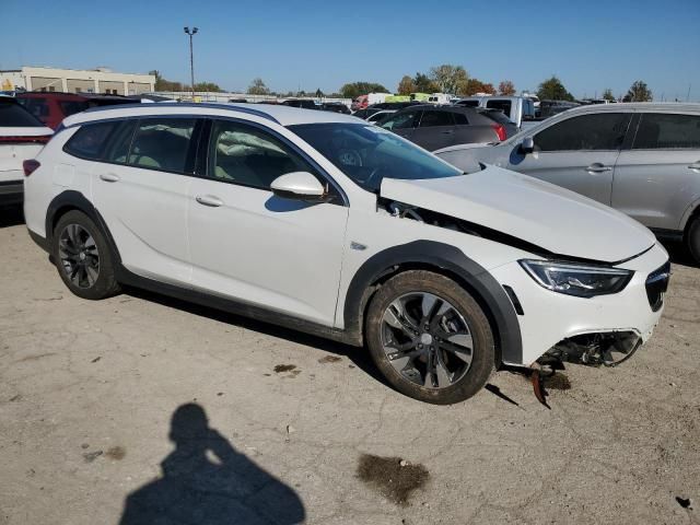 2019 Buick Regal Tourx Essence