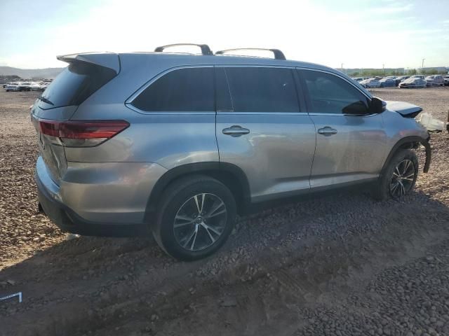 2019 Toyota Highlander LE