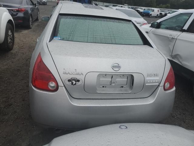 2004 Nissan Maxima SE