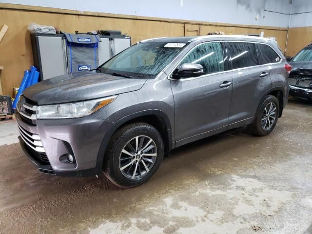 2018 Toyota Highlander SE