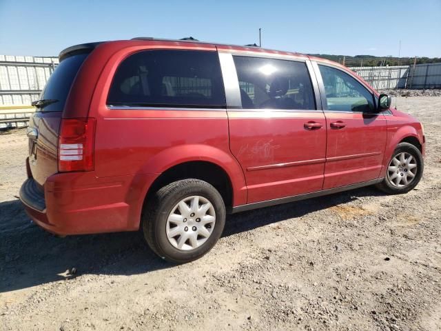 2010 Chrysler Town & Country LX