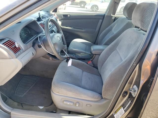 2004 Toyota Camry LE